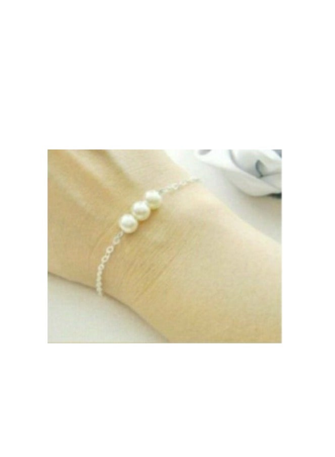 RA accessories Women's Elegant Bracelet Of Silvery Chain & Off-White Pearls - Image 1