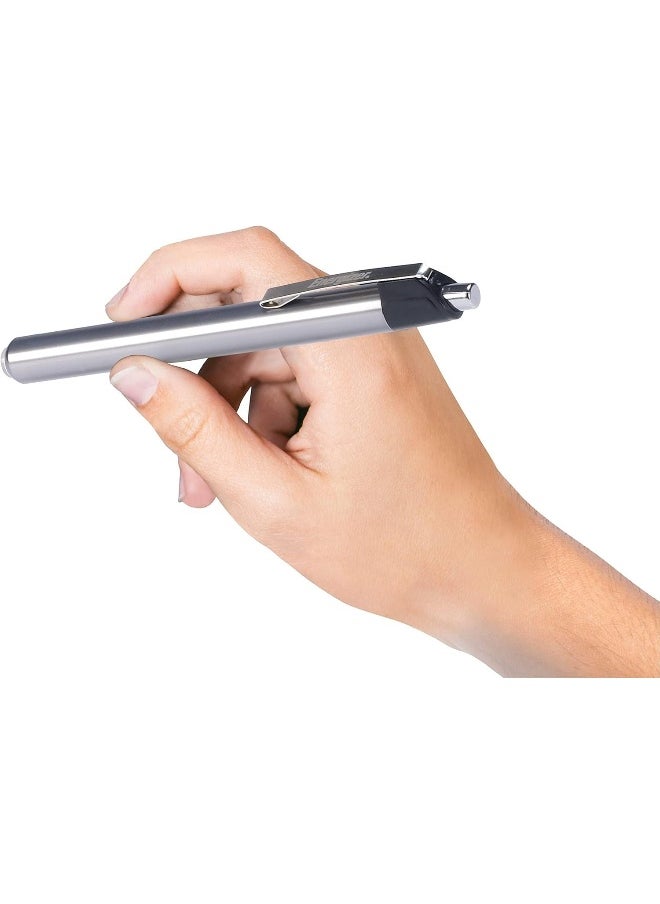 Energizer Energizer Fit in Pocket LED Penlight with 2 AAA Batteries  - Image 4