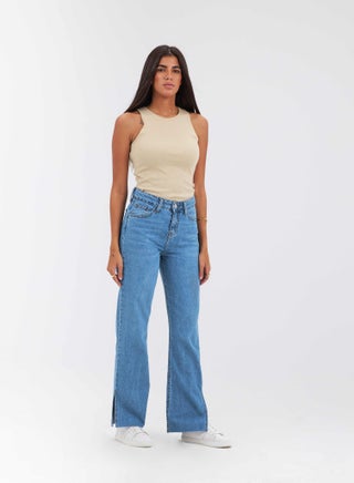 High-Waist Light Blue Shade Split Hem Straight Leg Jeans. - pzsku/ZFC59759E0F0570BAE42EZ/45/_/1721179117/fc90f03a-a87d-47b5-84fb-6622389b4cf7