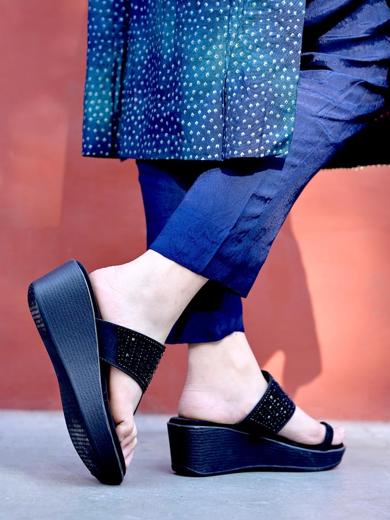 Shoetopia حذاء شوetopيا الكلاسيكي ذو الكعب للنساء والفتيات - Image 2