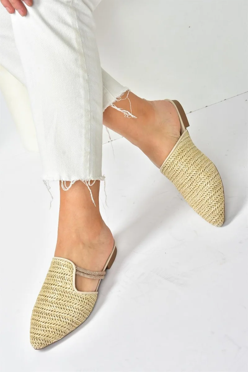 فوكس شوز Ten Wicker Stone Detailed Women's Slippers P820031417