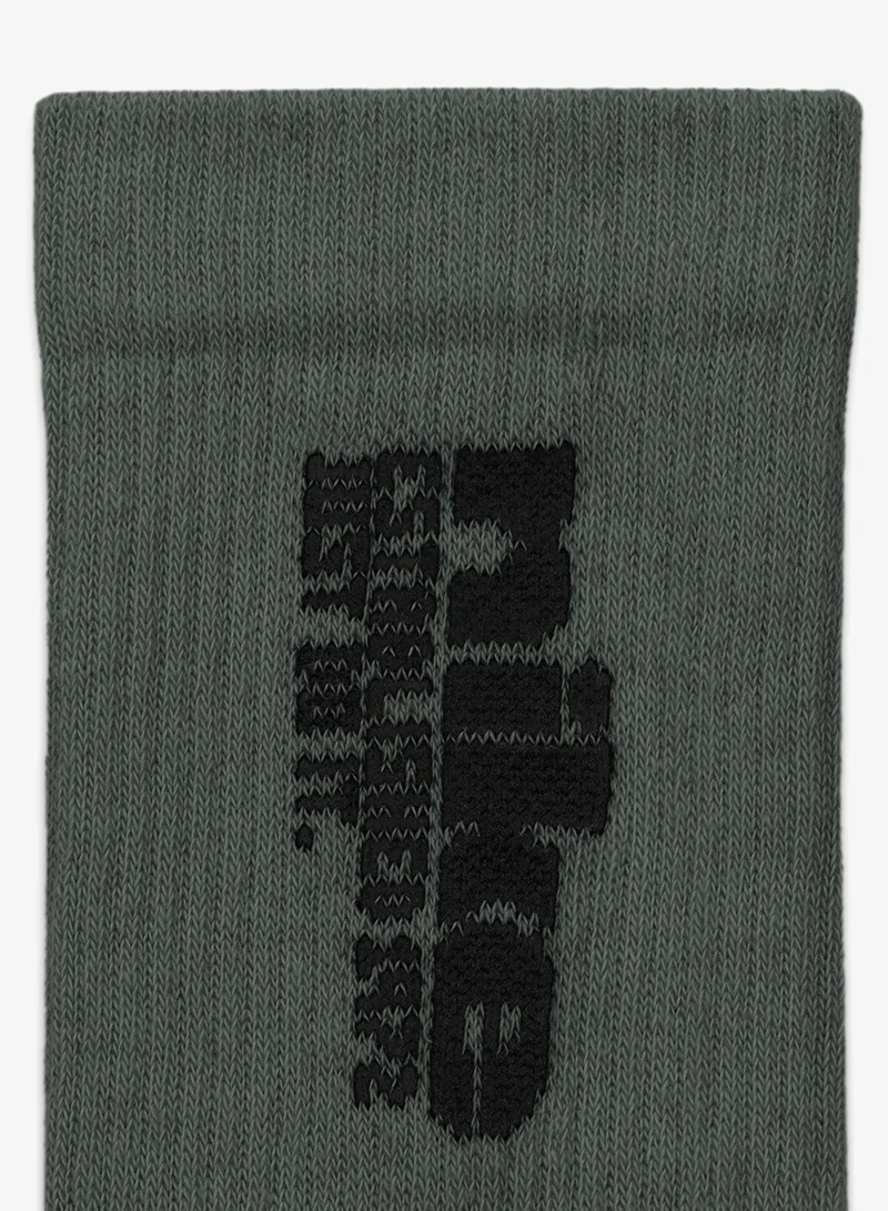 Nike CAMOGREEN(BLACK)/CAMOGREEN(ILLUSIONGREEN) 2 Pack Everyday Elevated Multi Graphic Crew Socks  | Best Price UAE