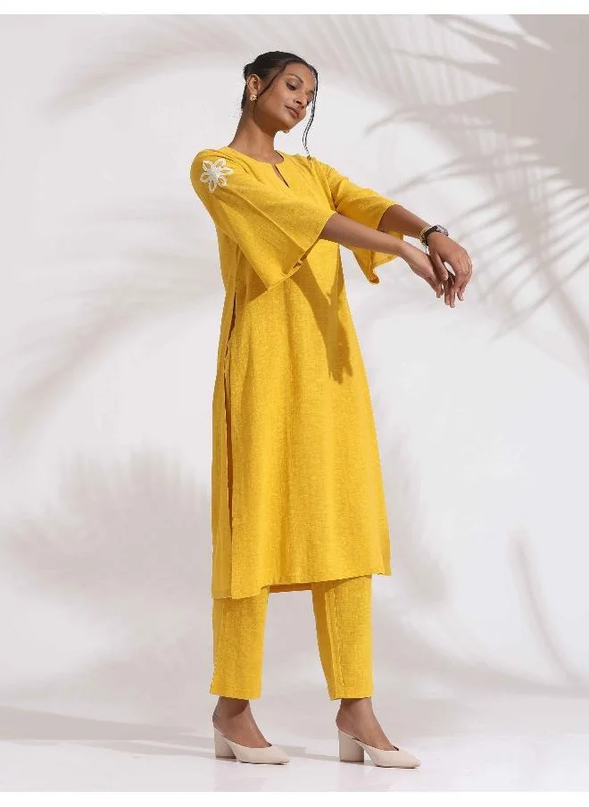 ترو برونز trueBrowns Yellow Cotton Slub Embroidered Straight Kurta Set