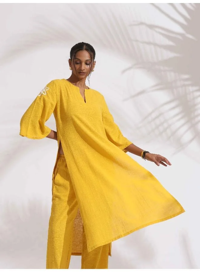 ترو برونز trueBrowns Yellow Cotton Slub Embroidered Straight Kurta Set
