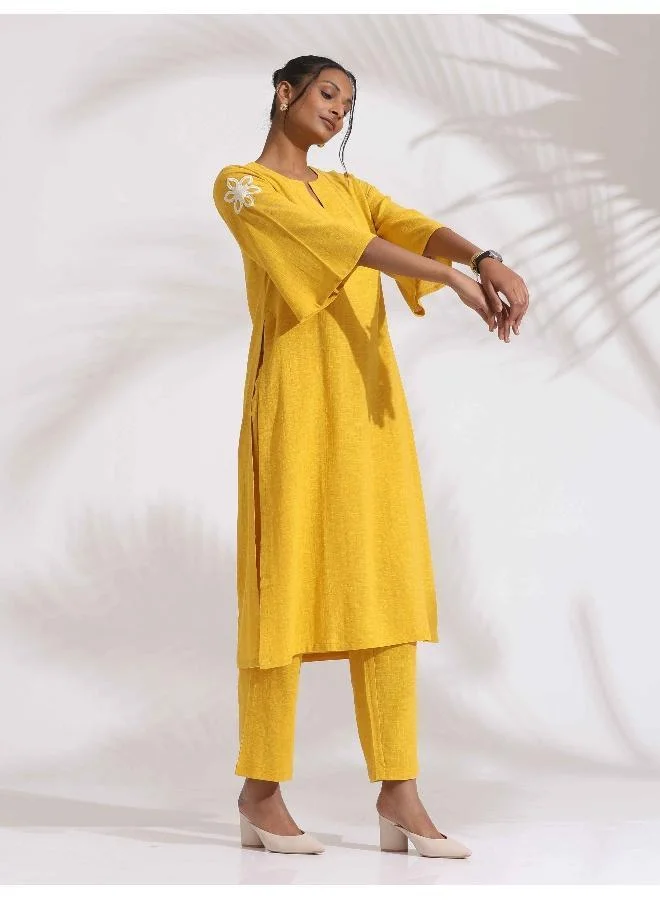 ترو برونز trueBrowns Yellow Cotton Slub Embroidered Straight Kurta Set