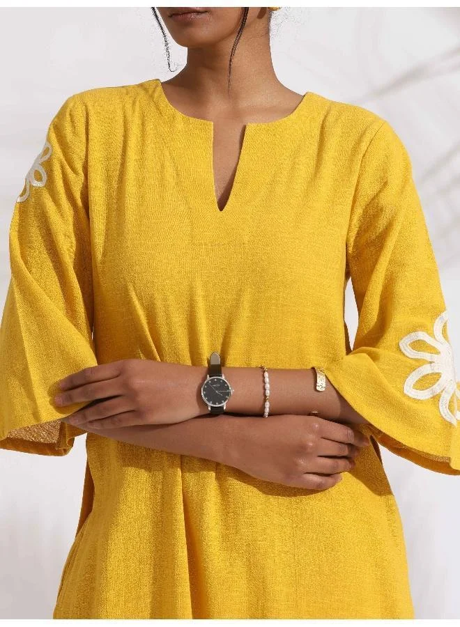 ترو برونز trueBrowns Yellow Cotton Slub Embroidered Straight Kurta Set