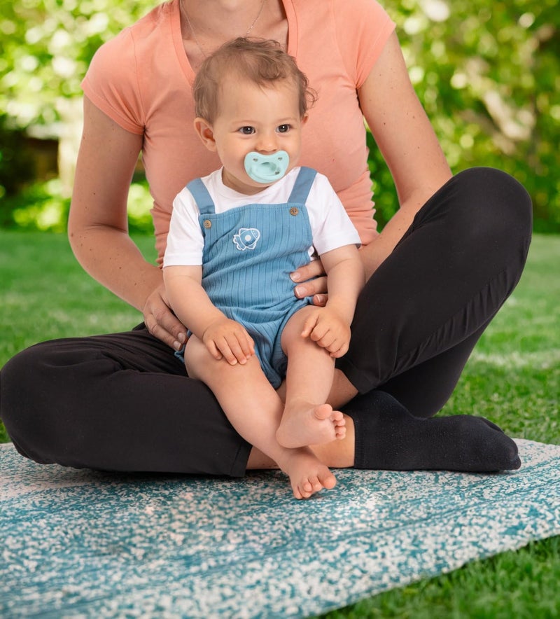 Chicco PhysioForma Luxe Silicone Dummy, 6-16 Months, Grey/Blue, Pack of 2 - Image 2