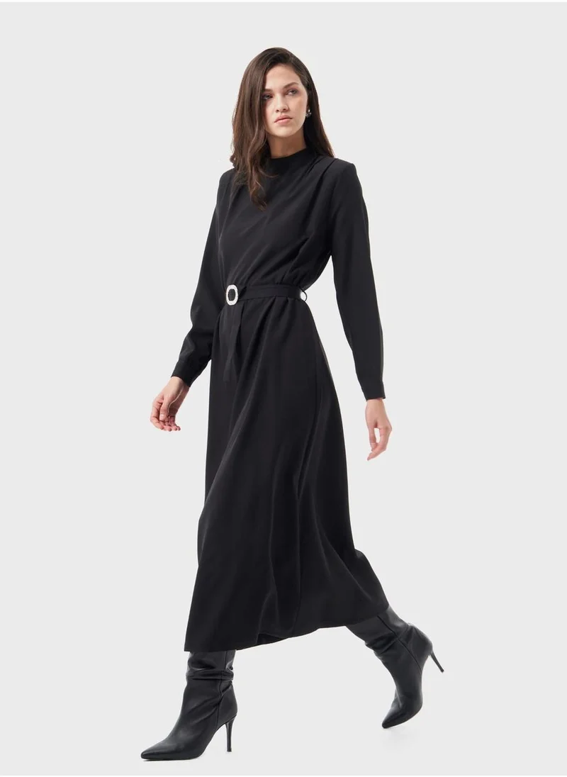 MIZALLE Belted Mockneck Dress