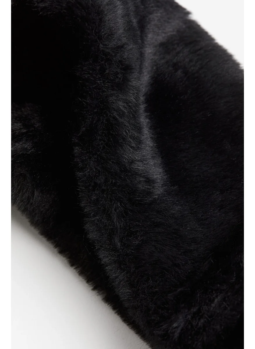 H&M Fluffy Headband