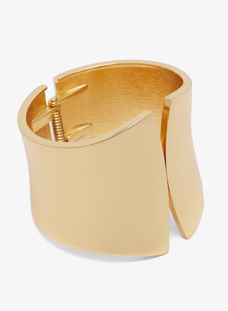 ELLA Golden Metal Cuff - Image 2