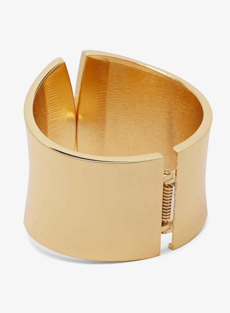 ELLA Golden Metal Cuff - Image 3