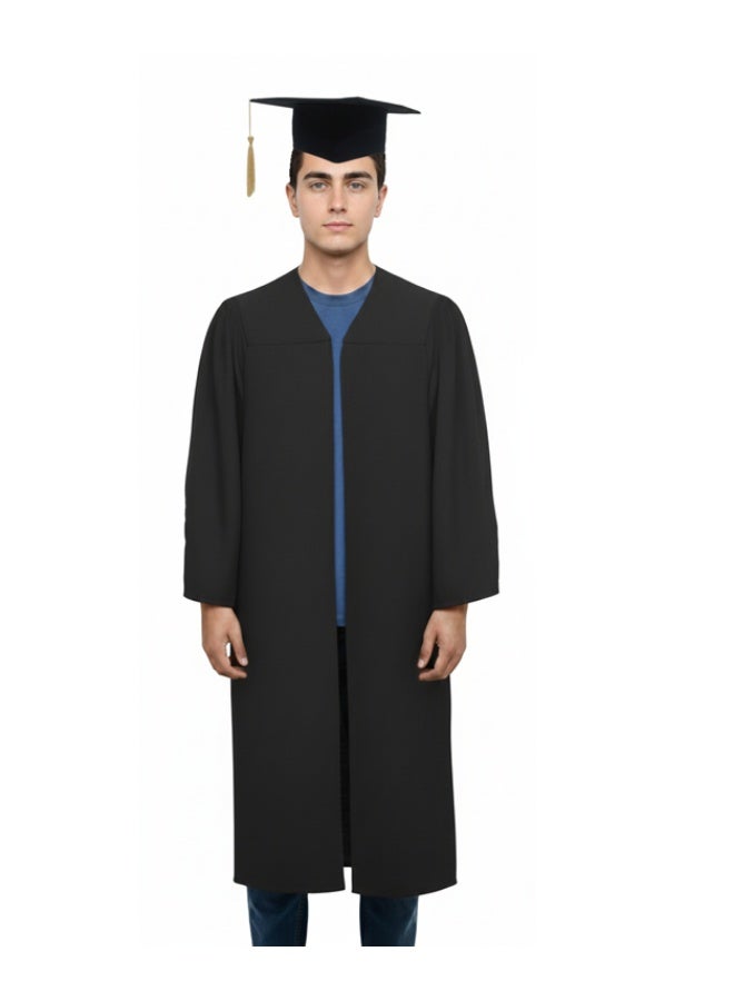 Graduation set (black robe + cap)