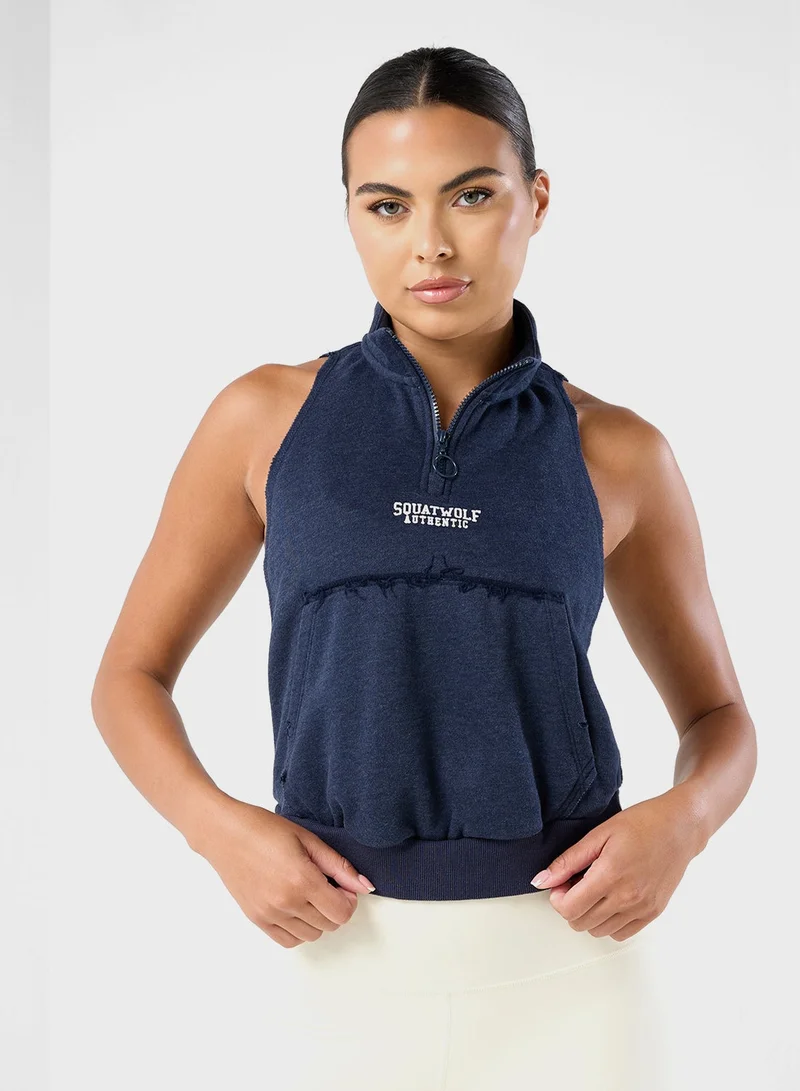 سكوات وولف سويت شيرت أساسي بسحاب وشعار