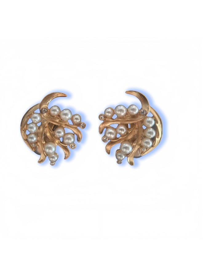 LumiArk Vintage Pearl Cluster Gold Clip - On Earrings - Image 1