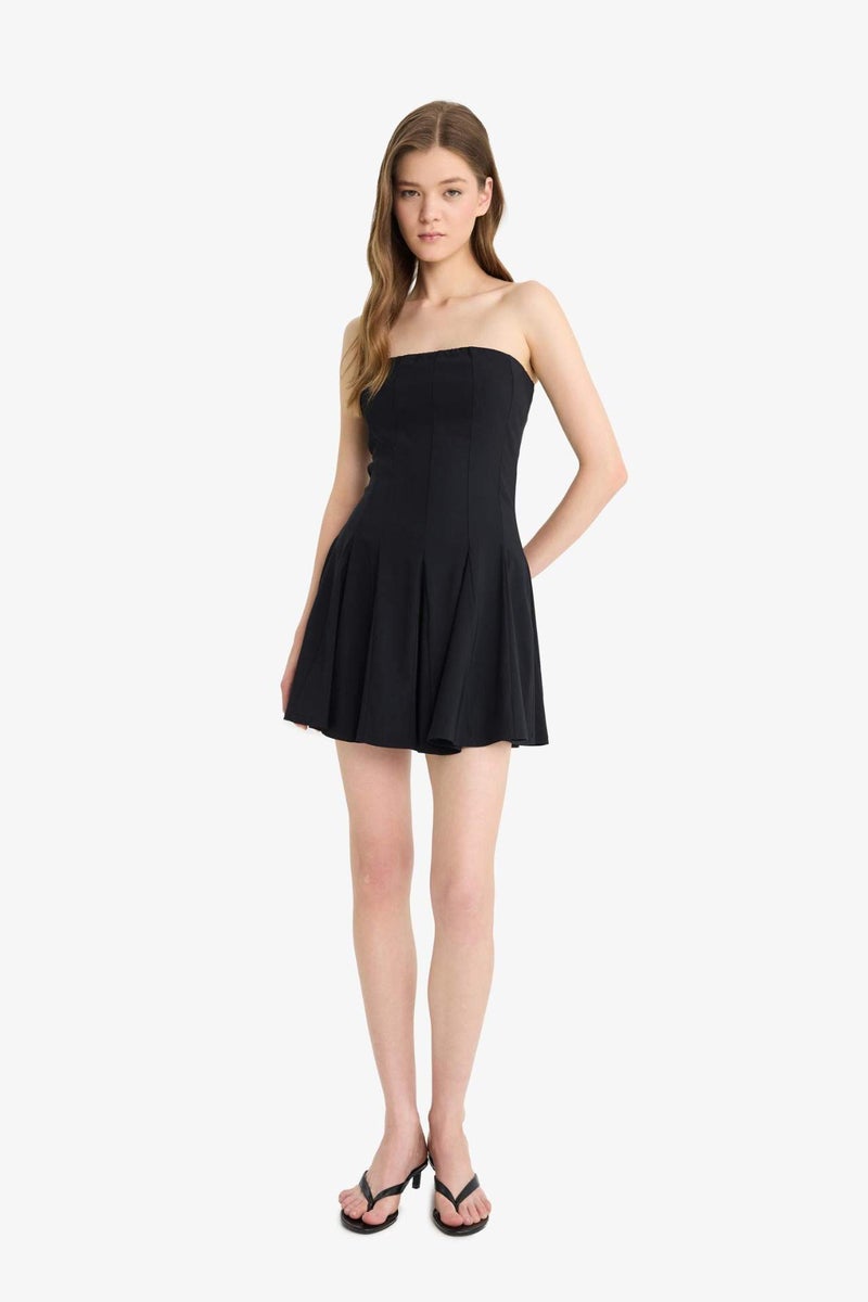 DeFacto Skater Fit Strapless Bengalin Mini Black Dress - Image 4