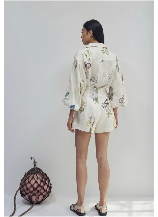 Madam Uniq Elegant Floral Long Sleeve Blouse and High-Waisted Shorts Two-Piece Set for Effortless Commuter Style