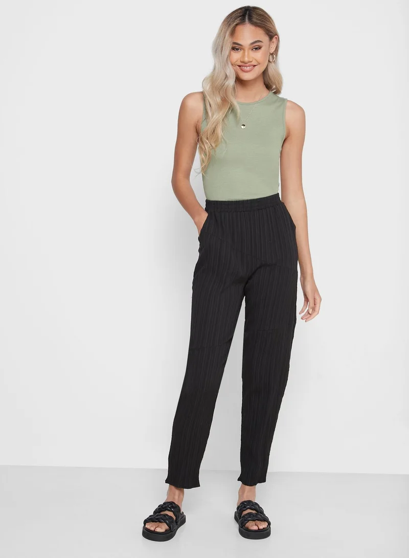 Ginger Textured Balloon Pants