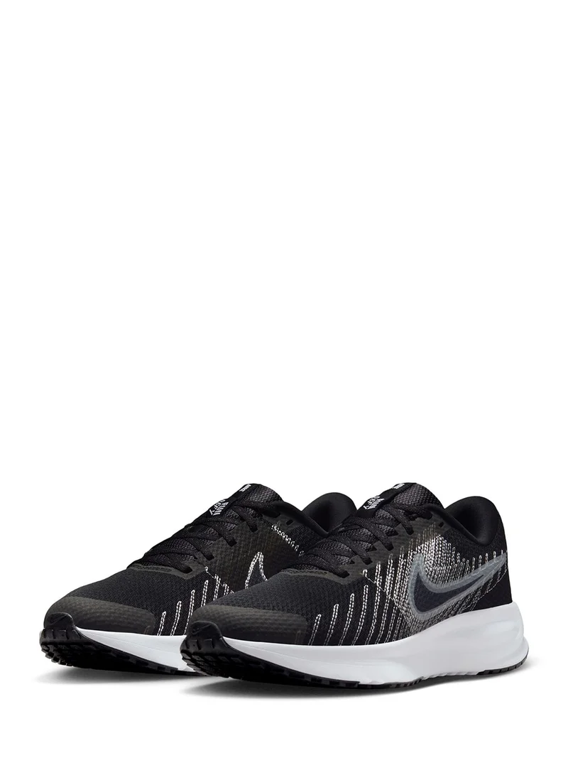 Nike Run Defy