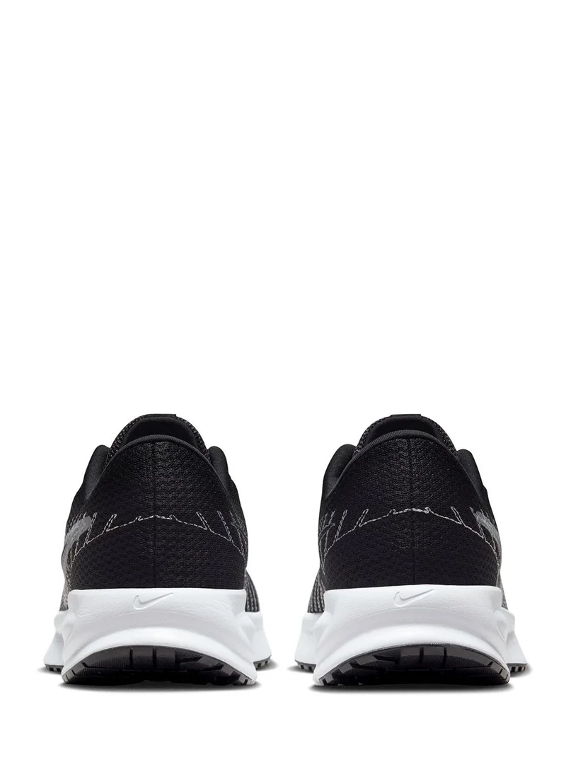 Nike Run Defy