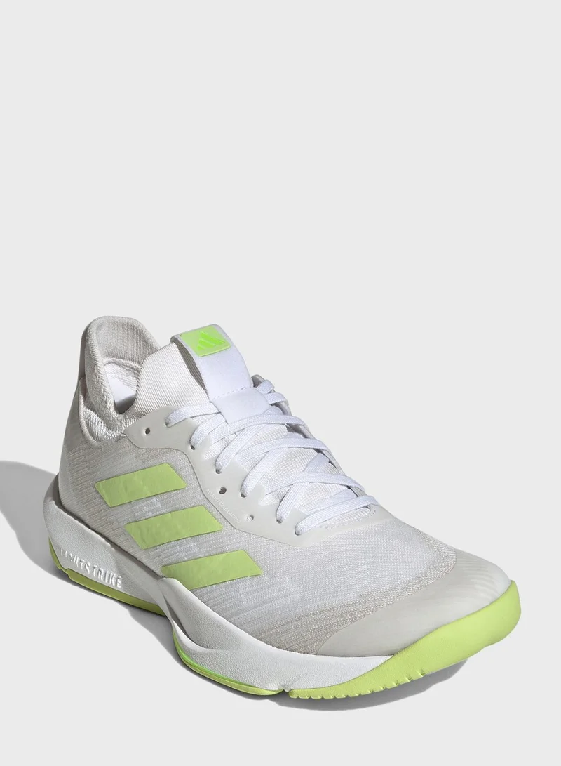 adidas أحذية تدريب المغامرة السريعة