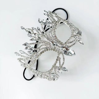 European and American Fashion Personality Geometric Rhinestone Mask Women Masquerade Party Festival Mysterious Halloween Mask Silver - pzsku/ZFC74A44457C552D8DA2CZ/45/1746221793/58efb418-5025-4d93-816a-f23e38e944ce