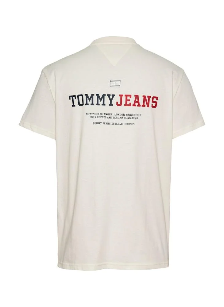 TOMMY JEANS Regular Fit Dna Graphic T-Shirt