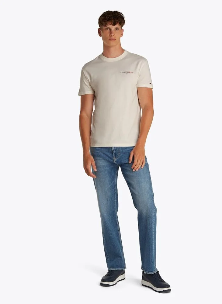 TOMMY JEANS Regular Fit Dna Graphic T-Shirt