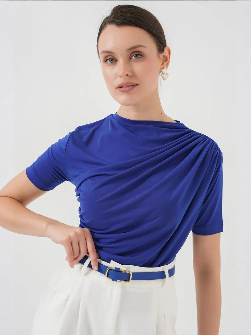بيغ دارت BDART Fitted Ruffle Detail Blouse with Crew Neck