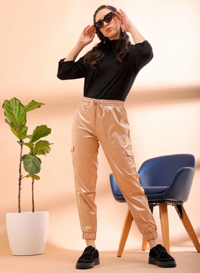 مرفوعة Women Regular Fit Solid High-Rise Cargo Joggers