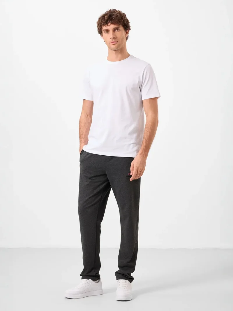 تومي لايف TOMMY Men's Slim Fit Straight Leg Sweatpants