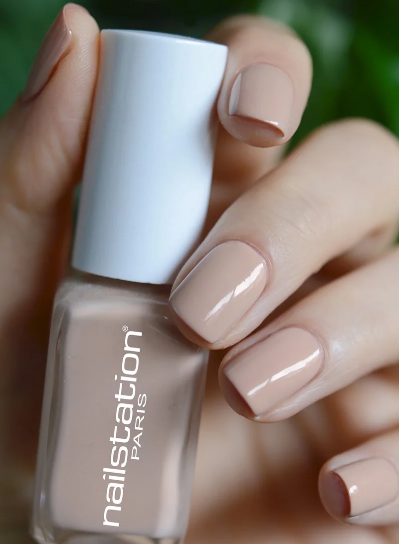 نيل ستيشن طلاء أظافر لامع قلعة الرمل
