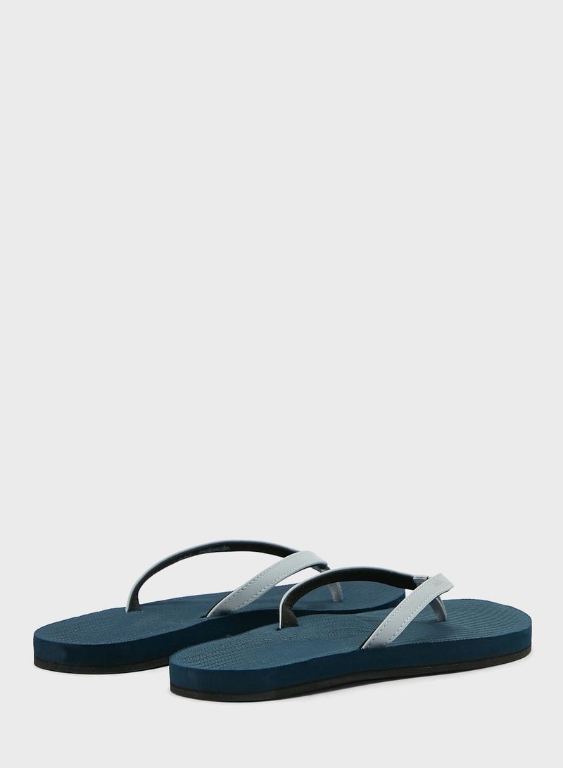 indosole Casual Flip Flops - Image 3