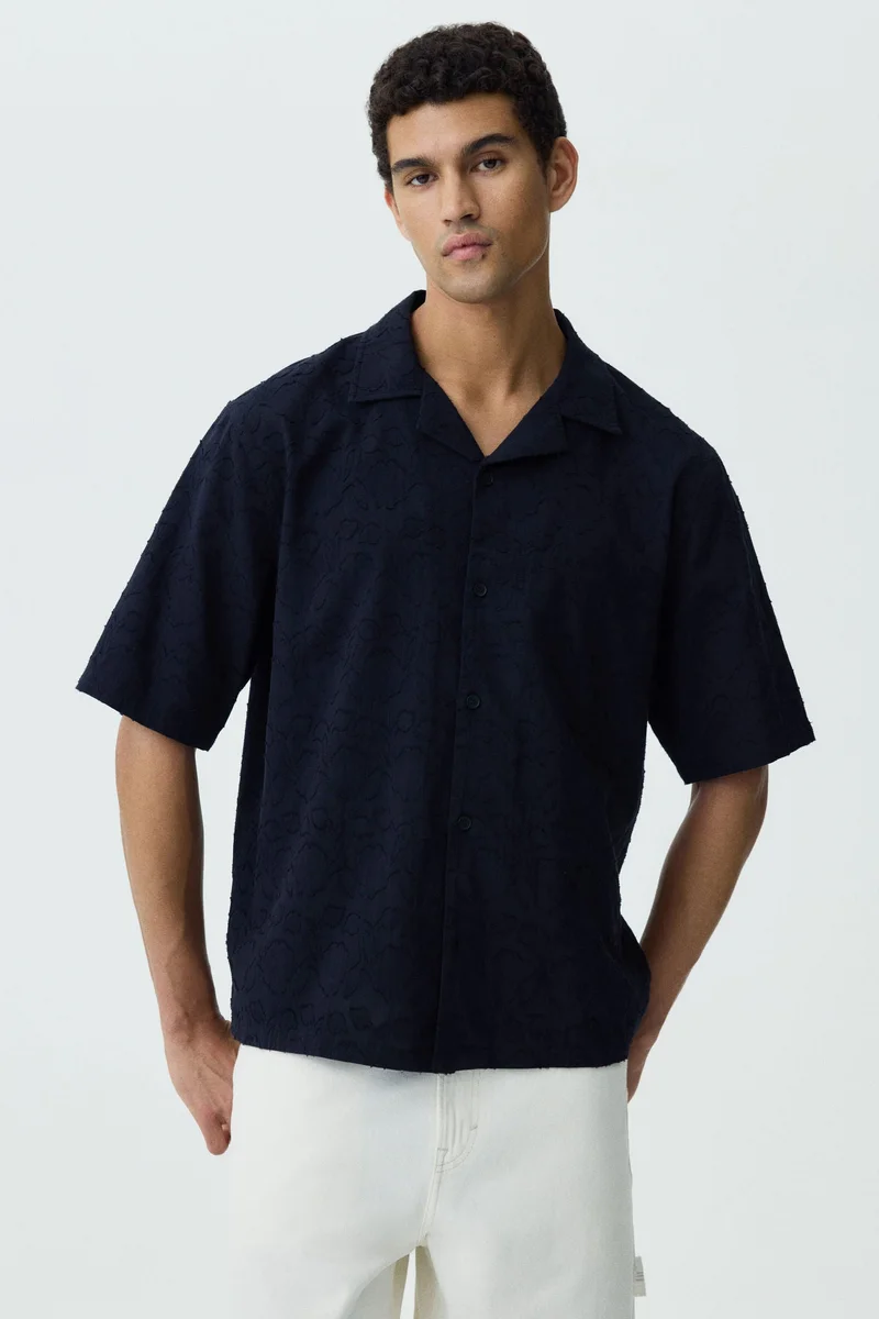H&M Relaxed Fit Textured resort shirt