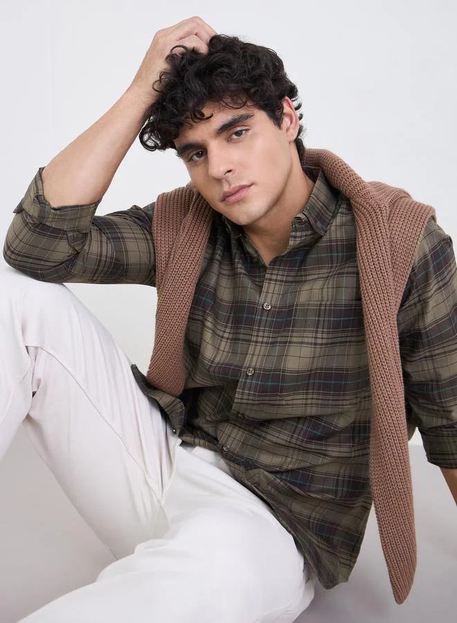 Styli Men Brown Checked Long Sleeves Regular Fit Shirt