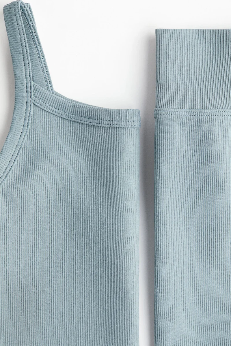 H&M 2-piece Seamless sports set with DryMove™