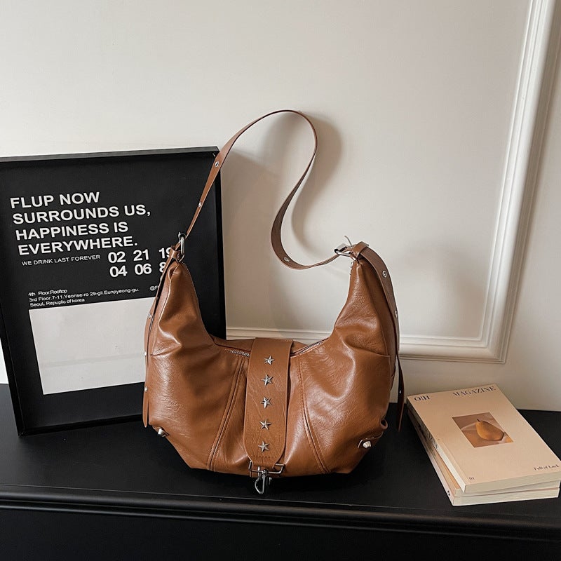 Soft Wrinkle Leather Hobo Crossbody Bag Star Metal Rivet Decor Adjustable Wide Shoulder Strap Large Capacity Zipper Casual Shoulder Handbag For Daily Commute Shopping Weekend Outdoor Travel Street Punk Style & All Match Casual Outfits - Image 1