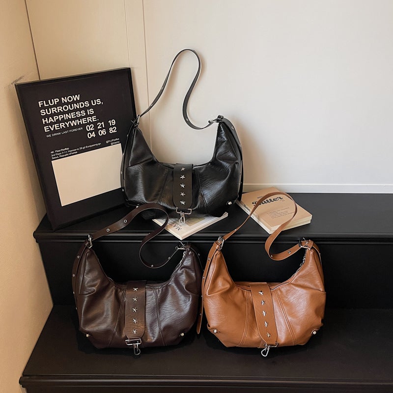 Soft Wrinkle Leather Hobo Crossbody Bag Star Metal Rivet Decor Adjustable Wide Shoulder Strap Large Capacity Zipper Casual Shoulder Handbag For Daily Commute Shopping Weekend Outdoor Travel Street Punk Style & All Match Casual Outfits - Image 5