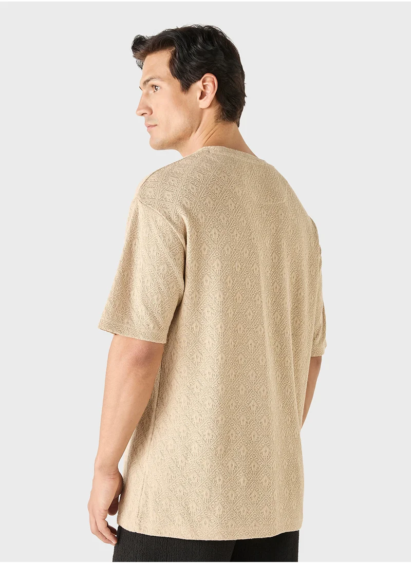 ايكونيك Iconic Textured T-shirt with Crew Neck and Short S