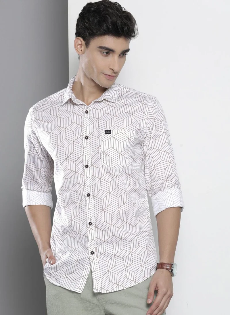 ذا انديان كراج كو Men Regular Fit Geometric Printed Full Sleeves Spread Collar Casual Shirt