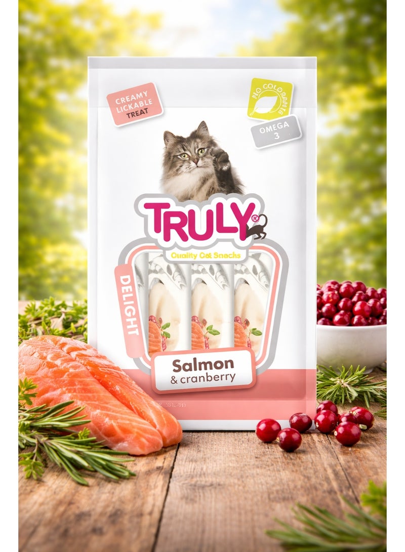 مكافآت كريمية للقطط قابلة للحس – نكهة السلمون والكرانبيري (التوت البري) – غنية بأوميجا 3 وبدون ملونات – 70 جم (5 أنابيب × 14 جم)