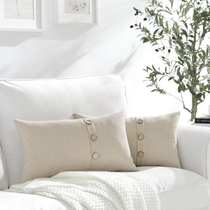 SET OF 2 BISCOTTI BEIGE LUMBAR PILLOW COVERS 12 X 20 FARMHOUSE LINEN PILLOW COVERS WITH COCONUT BUTTONS FOR SOFA COUCH LIVING ROOM BEDROOM FARMHOUSE DCOR FOR THE HOME HOUSEWARMING GIFTS