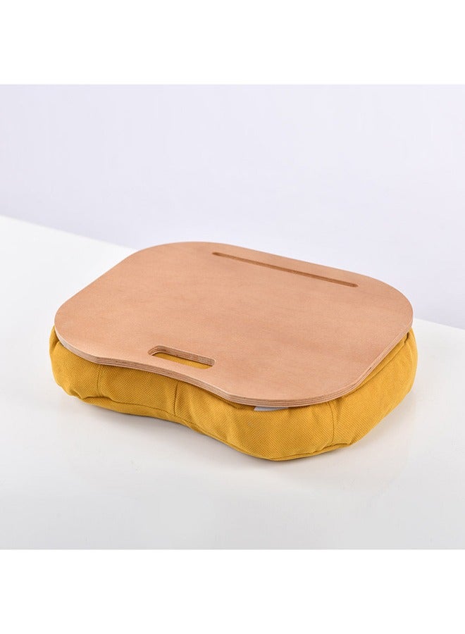 مزاجي هوم ترابيزة لاب توب بوسادة Lazylap - سطح خشبي و قماش اصفر , يتحمل لابتوب حتى 17 انش مع فتحة مخصصة لحمل التابلت أو الهاتف - Image 2