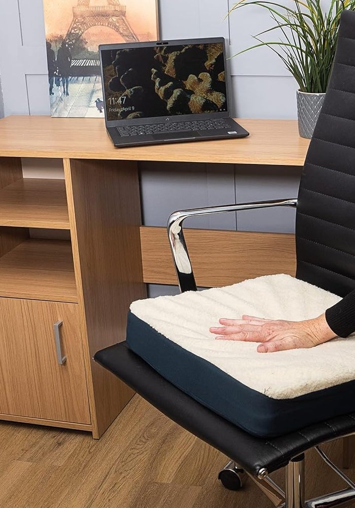 Aidapt Gel Cushion with Removable Fleece Cover - Pressure Relieving Seat Cushion for Wheelchairs and Mobility Support - Image 2