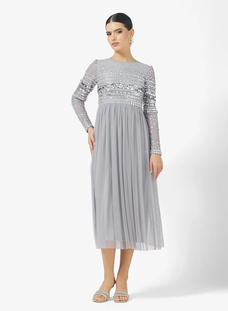 Amelia Rose Crew Neck Sequin Mesh Detailed Midi Dress