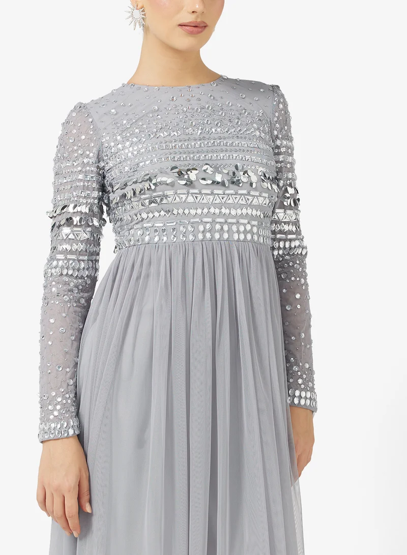 Amelia Rose Crew Neck Sequin Mesh Detailed Midi Dress