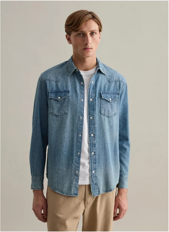 او في اس Western shirt in denim with pearl buttons