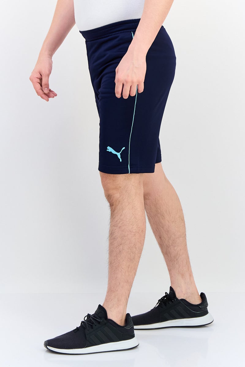 PUMA شورت تدريب للرجال بقصة عادية بشعار العلامة التجارية، كحلي - Image 2