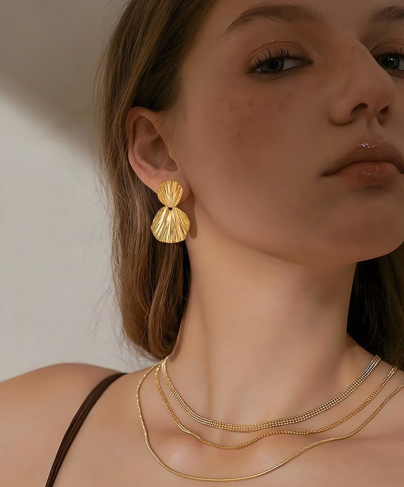 Earrings 24K Gold-Plated Double-Layered Fan-Pleated Earrings with an Exquisite Semi-Formal Aesthetic for Evening Occasions for ladies for girls for women European and American Style