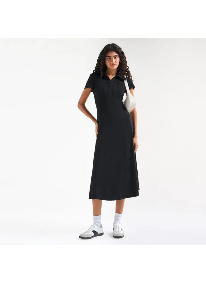 FAV Ribbed Midi T-shirt Dress with Collar and Short Sleeves