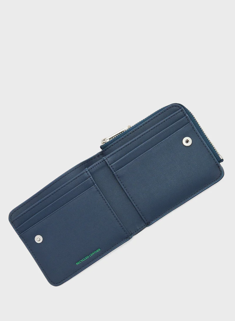 TOMMY JEANS Logo Detail Linear Bifold Wallet